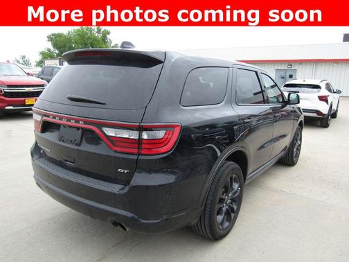 DB Black Crystal Clearcoat 2026 Dodge Durango GT