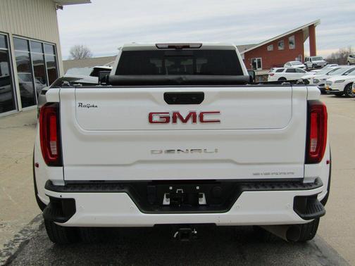 2023 GMC Sierra 3500 Denali