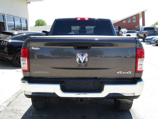 Granite Crystal Metallic Clearcoat 2023 RAM 2500 Big Horn Crew Cab 4x4 6'4' Box