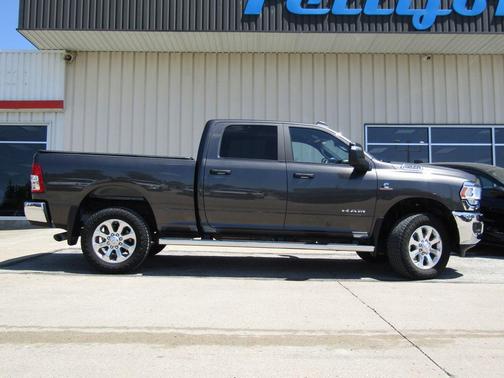 Granite Crystal Metallic Clearcoat 2023 RAM 2500 Big Horn Crew Cab 4x4 6'4' Box