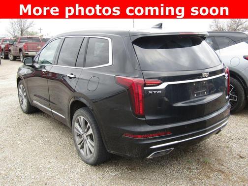 Stellar Black Metallic 2020 Cadillac XT6 Premium Luxury FWD