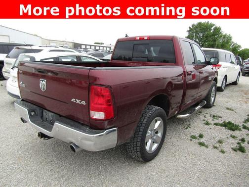 Delmonico Red Pearlcoat 2017 RAM 1500 Big Horn