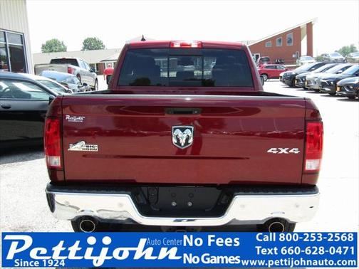 Delmonico Red Pearlcoat 2017 RAM 1500 Big Horn
