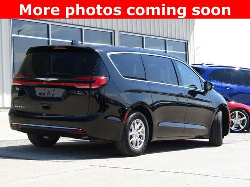 2025 Chrysler Pacifica L