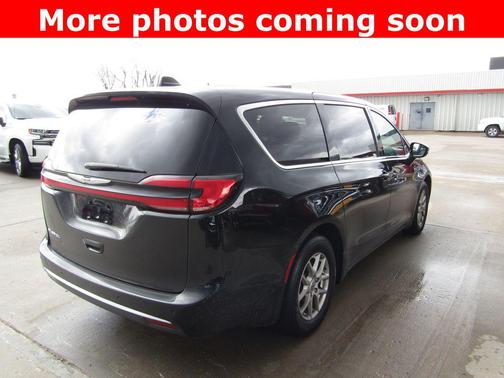 2025 Chrysler Pacifica L