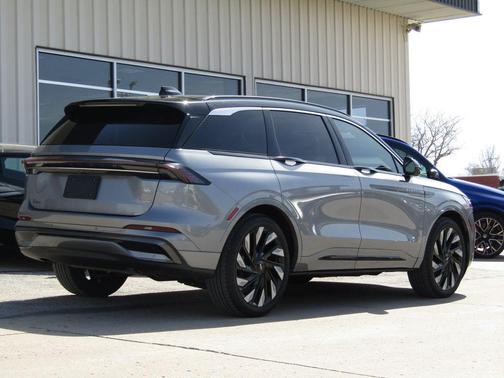 2025 Lincoln Nautilus Black Label