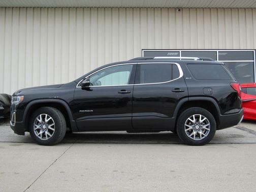 2023 GMC Acadia AWD SLT