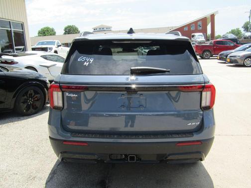Vapor Blue 2026 Ford Explorer ST-Line