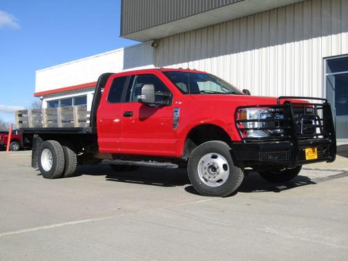2022 Ford F-350 XLT