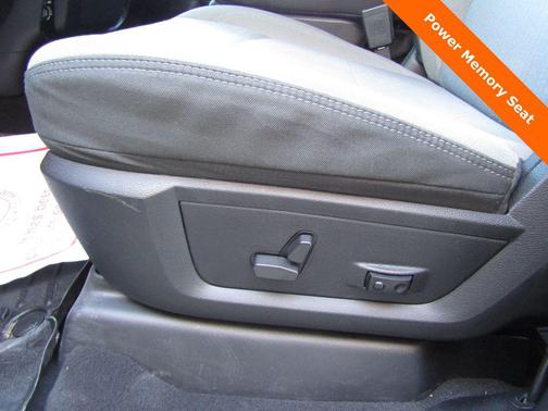 2022 RAM 2500 Big Horn Crew Cab 4x4 6'4' Box