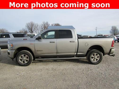 2022 RAM 2500 Big Horn Crew Cab 4x4 6'4' Box