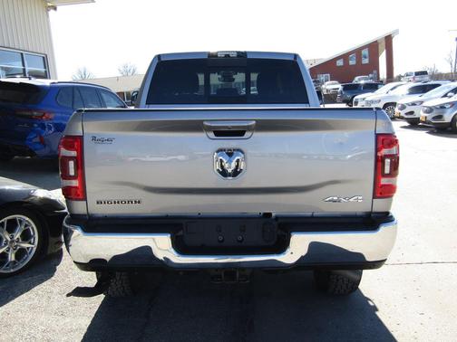 2022 RAM 2500 Big Horn Crew Cab 4x4 6'4' Box