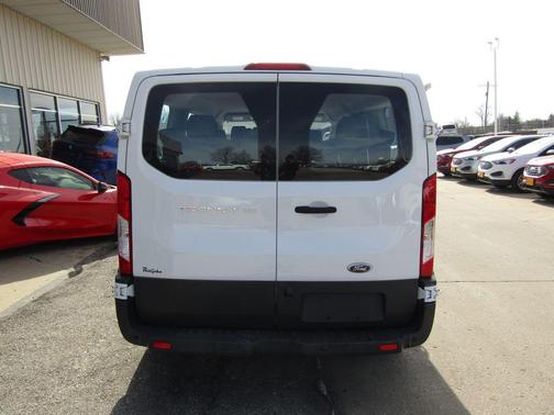 2017 Ford Transit-150 XL