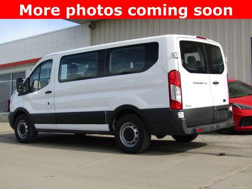2017 Ford Transit-150 XL