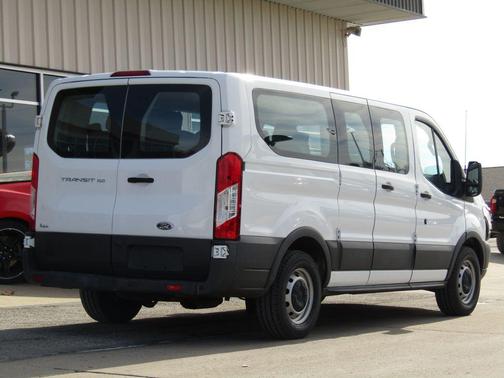 2017 Ford Transit-150 XL