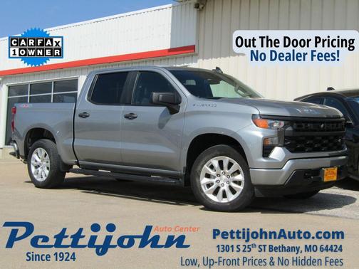 Sterling Gray Metallic 2024 Chevrolet Silverado 1500 Custom