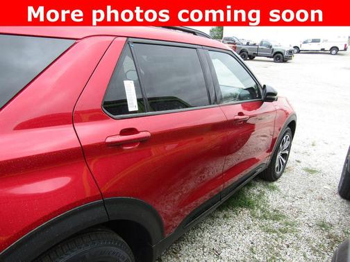 Rapid Red Metallic Tinted Clearcoat 2026 Ford Explorer ST-Line