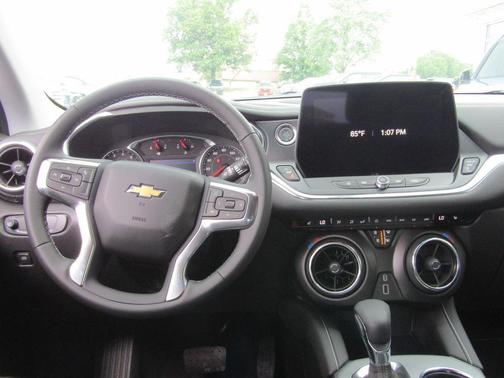 Summit White 2026 Chevrolet Blazer 3LT