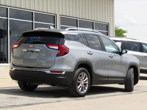 2023 GMC Terrain SLT