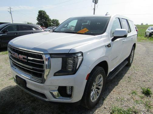 White Frost Tricoat 2021 GMC Yukon SLT