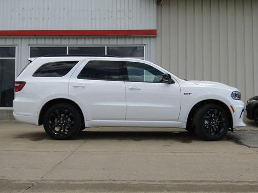 DB Black Clearcoat 2026 Dodge Durango GT Plus