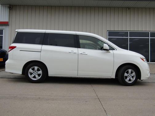 White Pearl 2014 Nissan Quest SV