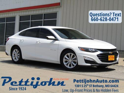 Summit White 2022 Chevrolet Malibu FWD LT