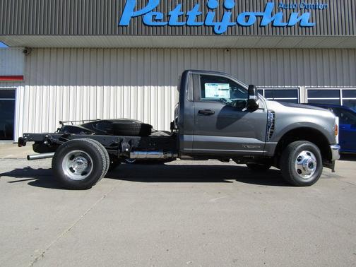 Gray 2026 Ford F-350 XLT