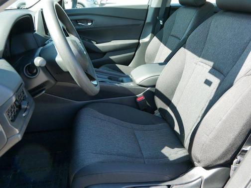 2025 Honda Accord LX 1.5T
