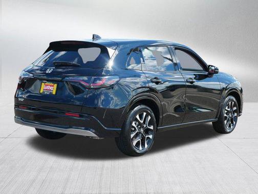 Crystal Black Pearl 2026 Honda HR-V EX-L