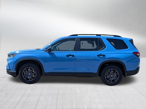 Diffused Sky Pearl 2024 Honda Pilot TrailSport
