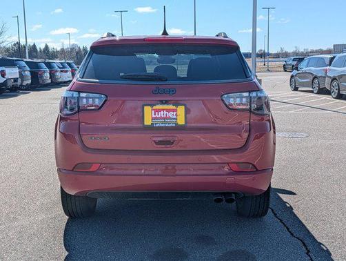 Redline Pearlcoat 2022 Jeep Compass (RED) Edition 4x4