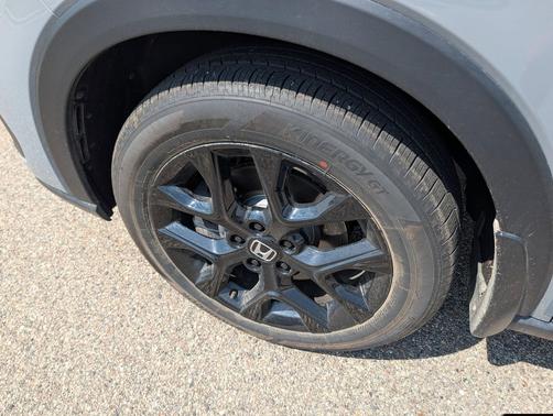Urban Gray Pearl 2024 Honda HR-V AWD Sport