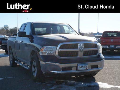 2017 RAM 1500 SLT