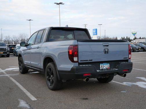 2022 Honda Ridgeline Black