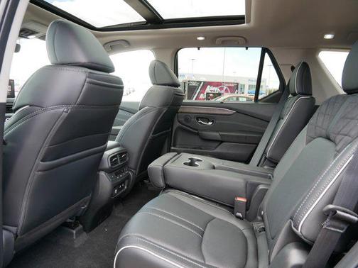 Crystal Black Pearl 2026 Honda Pilot Elite