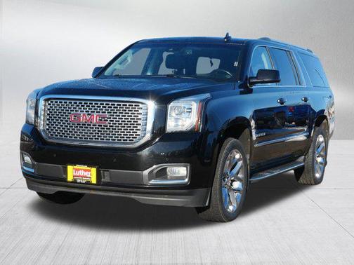2017 GMC Yukon XL Denali