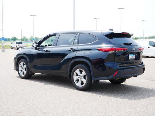 2021 Toyota Highlander LE