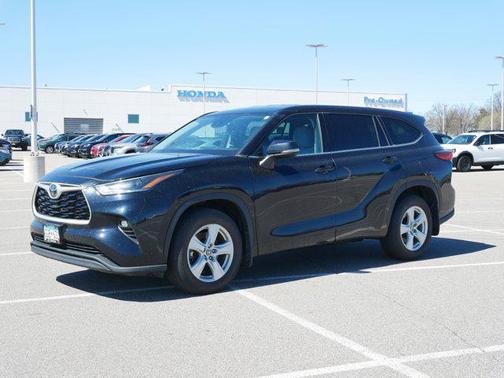 2021 Toyota Highlander LE