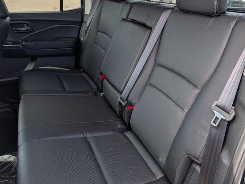 Crystal Black Pearl 2026 Honda Ridgeline RTL