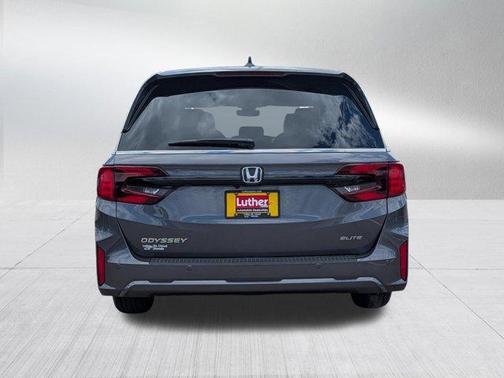 Modern Steel Metallic 2026 Honda Odyssey Elite