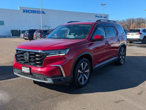 2023 Honda Pilot Touring 8-Passenger
