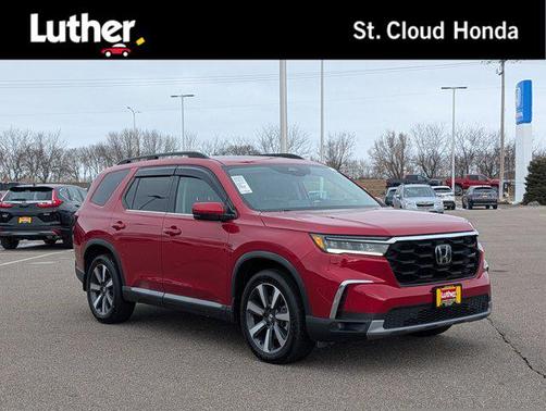 2023 Honda Pilot Touring 8-Passenger