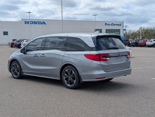 Lunar Silver Metallic 2023 Honda Odyssey Elite