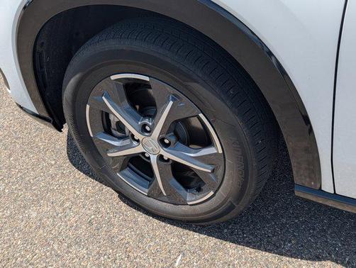 Platinum White Pearl 2024 Honda HR-V EX-L