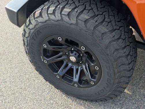 Mango Tango Pearl 2010 Jeep Wrangler Unlimited Sahara