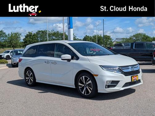 White Diamond Pearl 2018 Honda Odyssey Elite