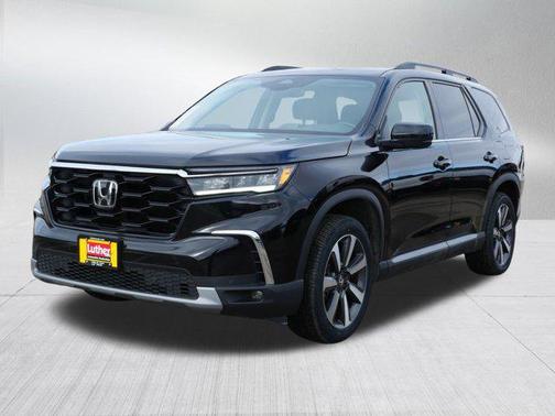 2023 Honda Pilot Touring 8-Passenger