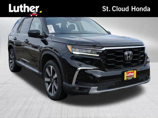 2023 Honda Pilot Touring 8-Passenger