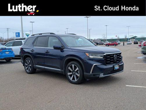 2024 Honda Pilot Touring 8-Passenger